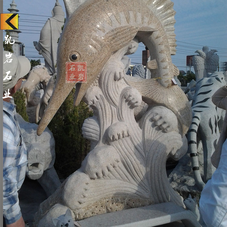 碧波跃影，吐纳生辉 园林景观中的海豚喷水石雕艺术